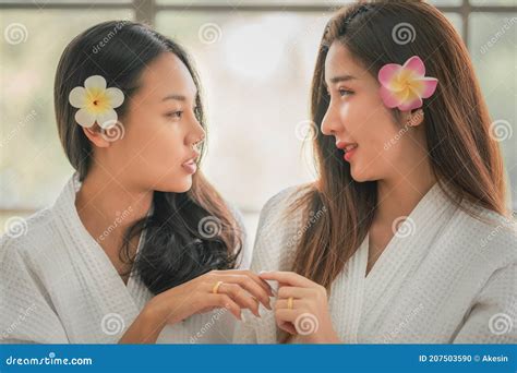 1654 Japanese Lesbians Massage drtuber, lesbians, japan, massage, asians, 3 months. . Asian lesbian oil massage